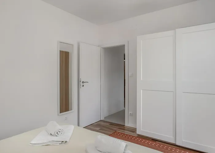 1 Bedroom In Daire
