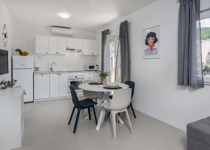 Daire 1 Bedroom In Selce